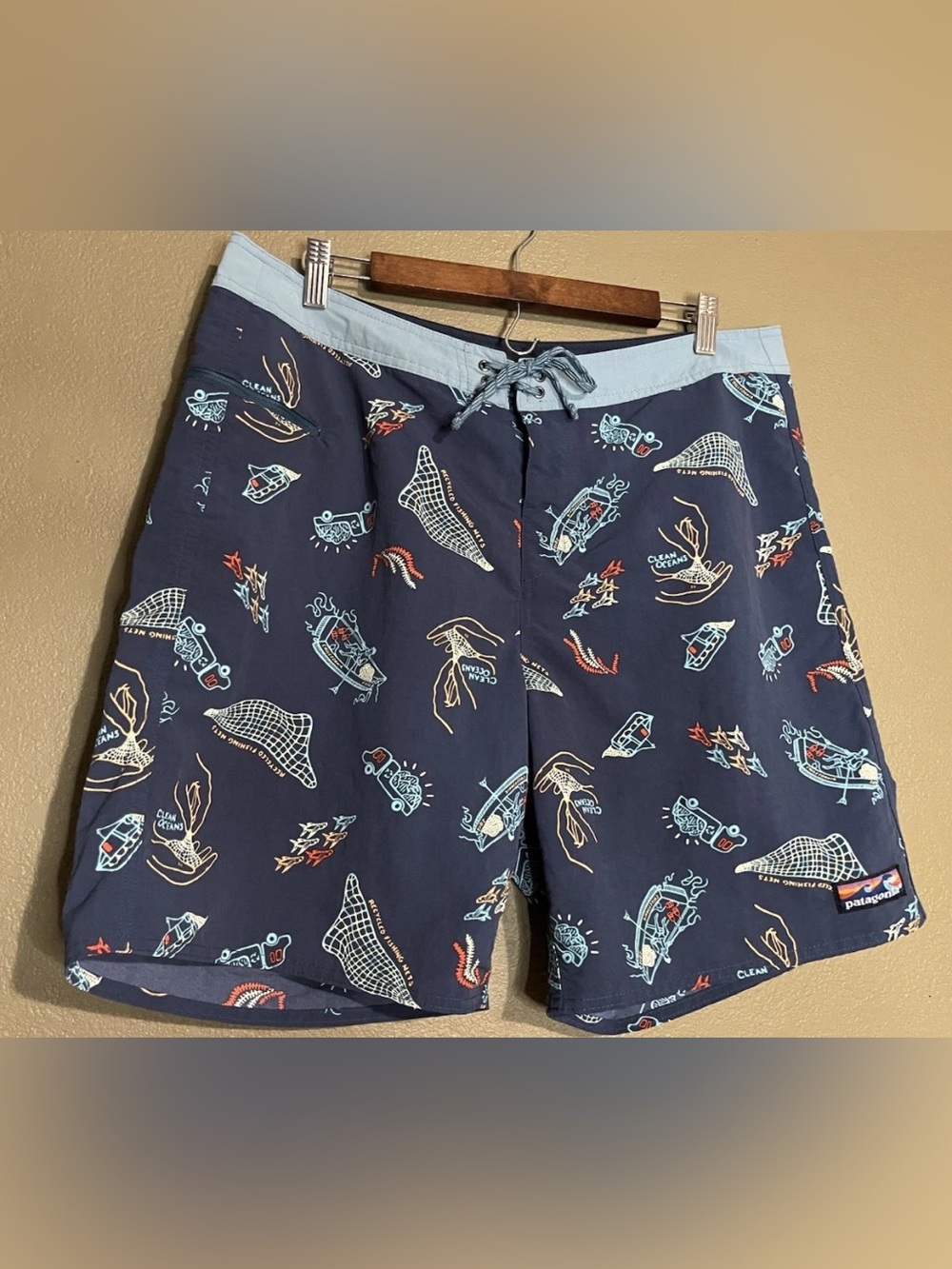 PATAGONIA Wavefarer Clean Currents Tide Pool Blue Boardshorts